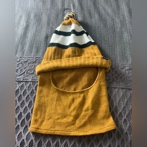 Volcom Ski Snow Winter Outdoor Beanie Hat With Pompom Orange White Black